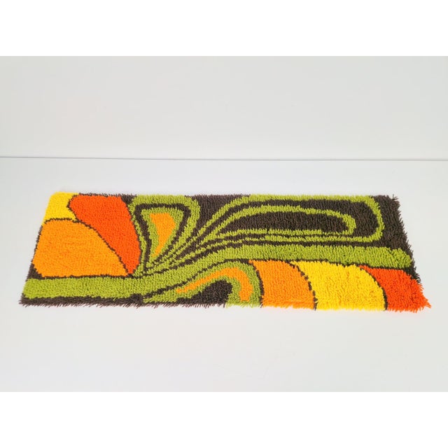 Space age design vintage Rya by Prinstapijt Desso, 1960S Producer: Desso Model: RYA Period: Sixties This piece is...