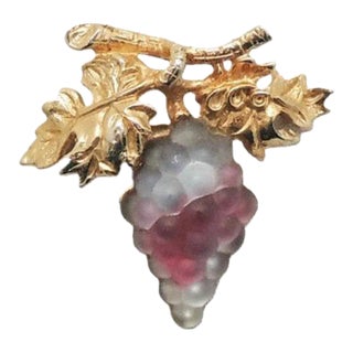 Vintage 1970s Signed Napier Blue/Purple Resin Grape Cluster Brooch For Sale