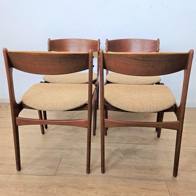 Erik Buch Mid-Century Modern Danish Chairs by Erik Buck for OD Møbelfabrik, 1960s, Set of 6 For Sale - Image 4 of 8