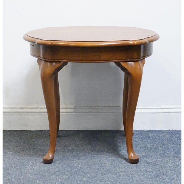 Brown Thomasville Furniture Fisher Park Collection 20" Accent End Table 21631-220 For Sale - Image 8 of 10