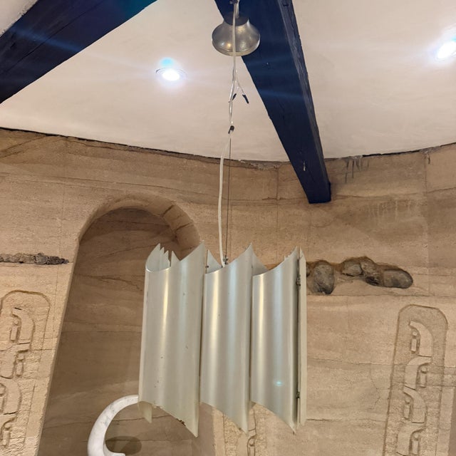 Off-white 1970s Cathedral Chandelier by Robert Sonneman, Vintage Mother-of-Pearl For Sale - Image 8 of 8