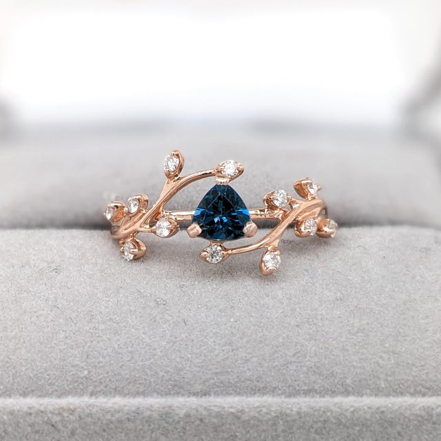 2020s Aaa London Blue Topaz Ring With Earth-Mined Diamond Accents in Solid 14k Gold, Size 6.75 For Sale - Image 5 of 9
