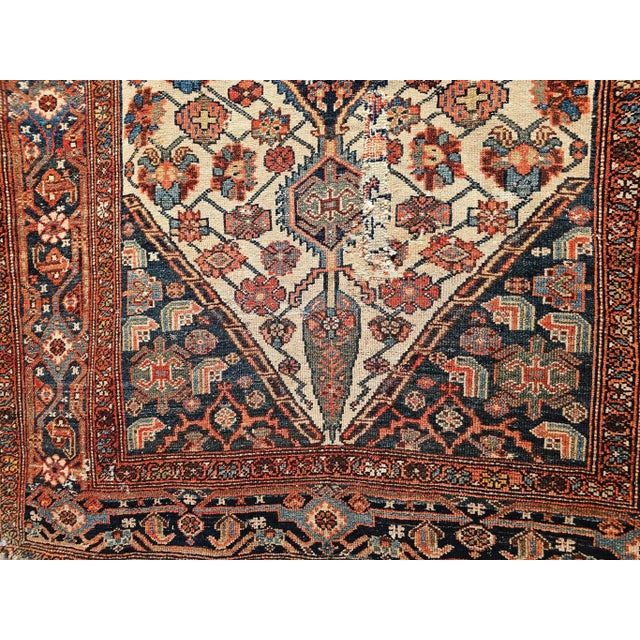 Antique Persian Malayer Rug, Handwoven Geometric Medallion Pattern, Ivory & Navy, 4’ X 6’ For Sale In Chicago - Image 6 of 12