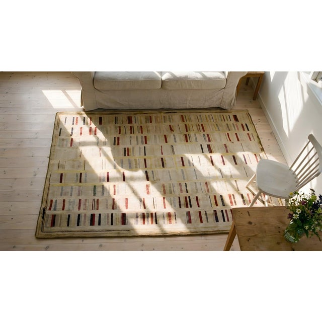 1920s Tan Ecru Stripe Folk Art Antique American Hooked Rug 4'8" X 6'6" Woven Wool Carpet For Sale - Image 13 of 13