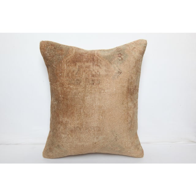 Here i am listing a 100% Handmade double knotted rug pillow cover, made from Vintage Oushak carpet rug. This’s a modern...