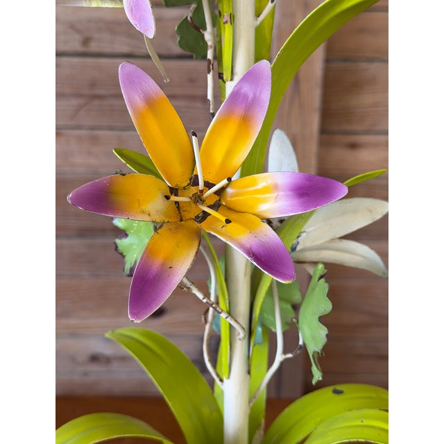Mid 20th Century Vintage Italian Tole Floral Table Lamp With Hand-Painted Flowers For Sale - Image 5 of 11