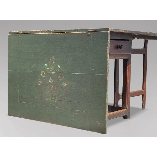 19th Century Swedish Green Painted Drop-Leaf Dining Table, 1820 For Sale - Image 12 of 15