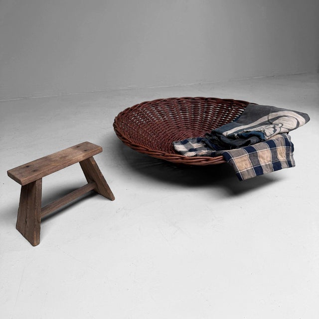 Mid-Century Modern Large Japanese Handwoven Rattan Basket Bowl, 1960s-1970s For Sale - Image 3 of 15