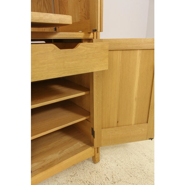 1990s Stickley Mission Oak Arts & Crafts Tv Armoire For Sale - Image 5 of 13