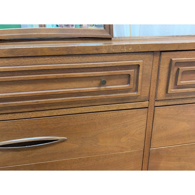 1960s MCM Broyhill Sculptra Walnut Dresser With Mirror For Sale - Image 5 of 12