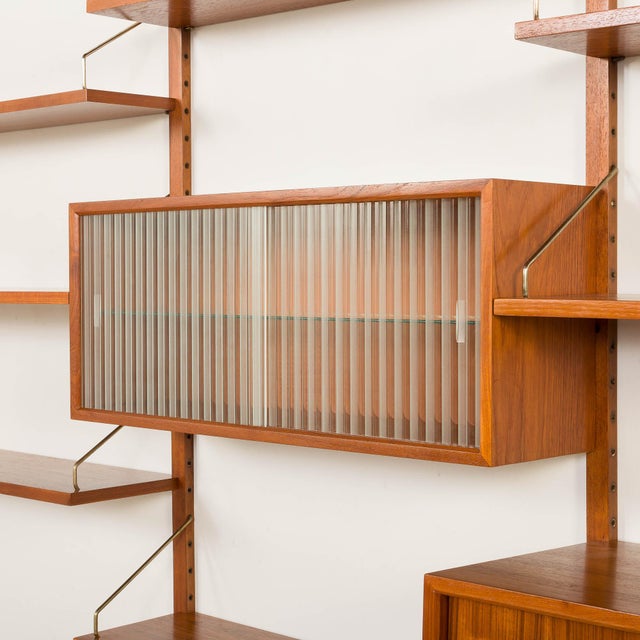 Teak 4-Bay Wall Unit attributed to Poul Cadovius for Cado, 1960s For Sale - Image 9 of 18