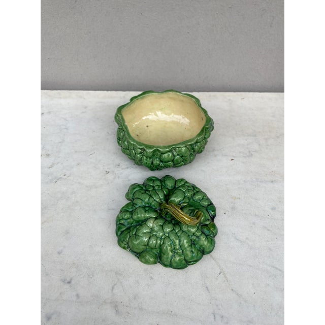 Rustic 19th Century Portuguese Majolica Pumpkin Mustard Pot For Sale - Image 3 of 8