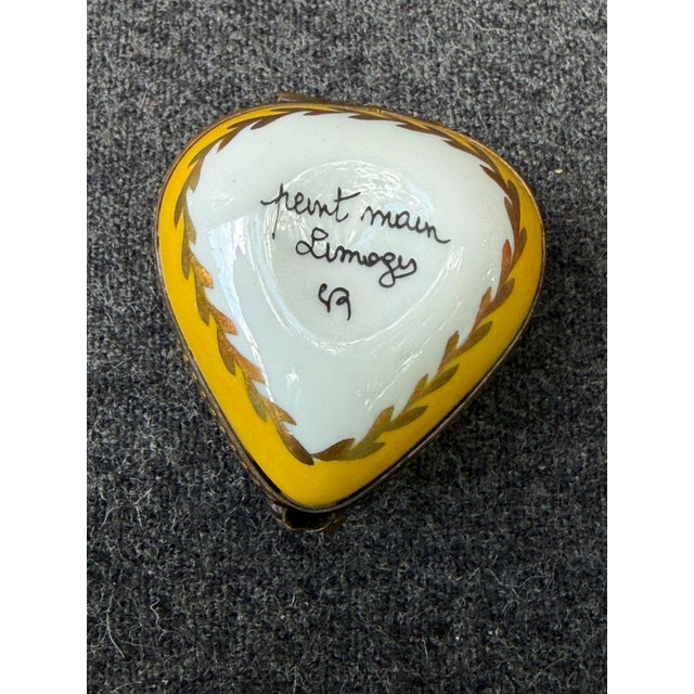 1980s French Limoges I Love You Heart Trinket Box For Sale - Image 14 of 18