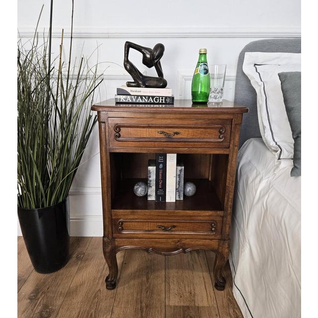 Mid-Century Modern Italian Carved Wood Nightstands, 1950s, Set of 2 For Sale - Image 3 of 10
