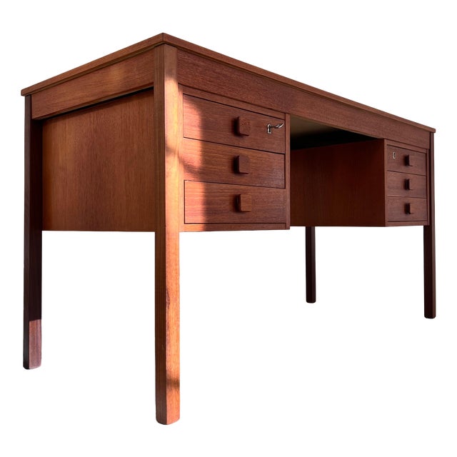 Teak Desk from Domino Møbler, 1960s For Sale