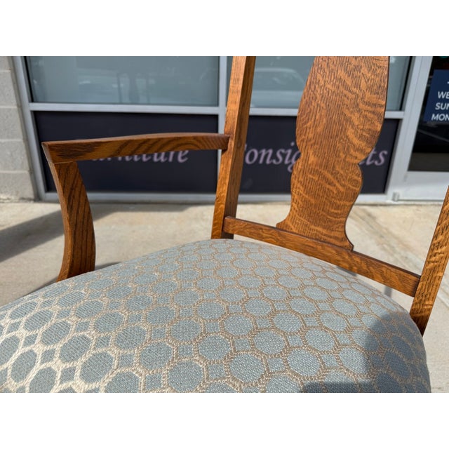 7 Piece j.b. Van Sciver Co. Refinished Antique Oak Round Dining Set With Two Leaves For Sale - Image 17 of 18