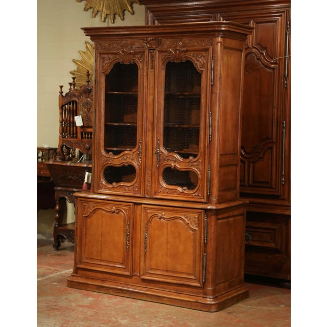 18th Century French Louis XIV Oak Buffet Deux Corps From Normandy For Sale In Dallas - Image 6 of 13