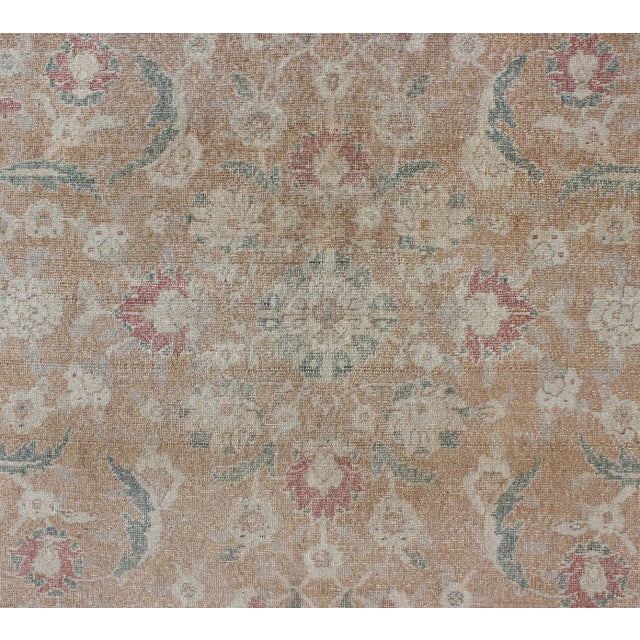 Early 20th Century Antique Turkish Sivas Rug With Tan Field and Faded Blue-Green Border Accents 5'2 X 7'2 For Sale - Image 5 of 8