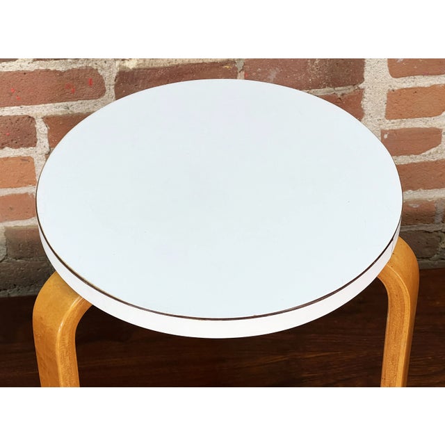 Mid-Century Modern Rare 1950's Alvar Aalto 3 Legged Stool / Side Table Model 60 in Original White Formica & Birch For Sale - Image 3 of 11