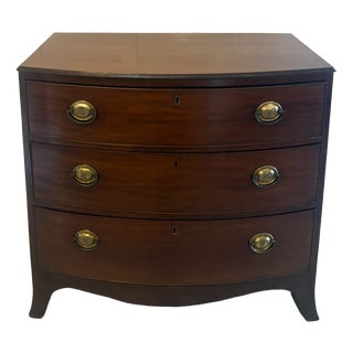 Antique Georgian Mahogany Bow Front Chest of Drawers, 1800 For Sale