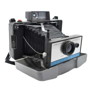 Polaroid Automatic Land Pack-Film Model 210 Camera With Clamshell Cover
