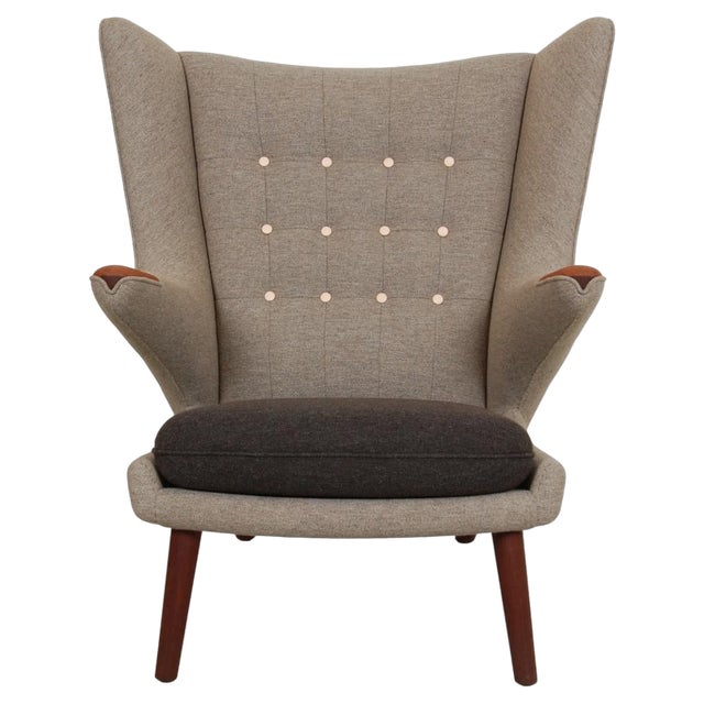 Papa Bear Chair in Grey Hallingdal Fabric by Hans Wegner, 1980s For Sale