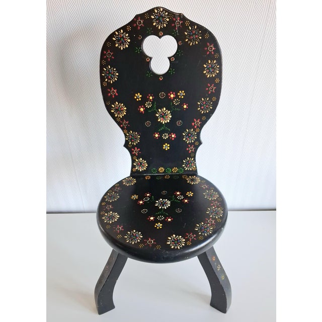 Pair of Vintage Hand-Painted Folk Art Chairs, Scandinavian Decorative Folk Chairs, Cottage Accent Chairs For Sale - Image 10 of 17
