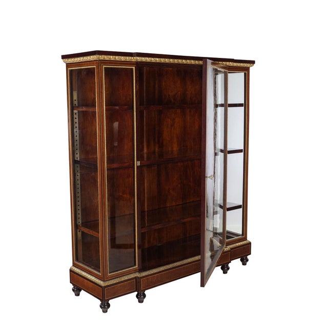 Napoleon III Showcase in Maple For Sale - Image 3 of 5
