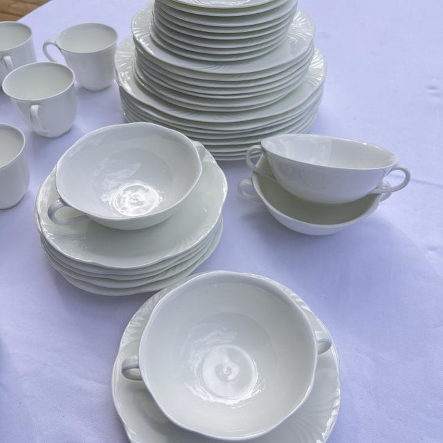 1990s 1990s Villeroy and Boch "Arco Weiss" bone China dishes set // scalloped edge with embossed rim // dishwasher safe fine china // W. Germany For Sale - Image 5 of 9