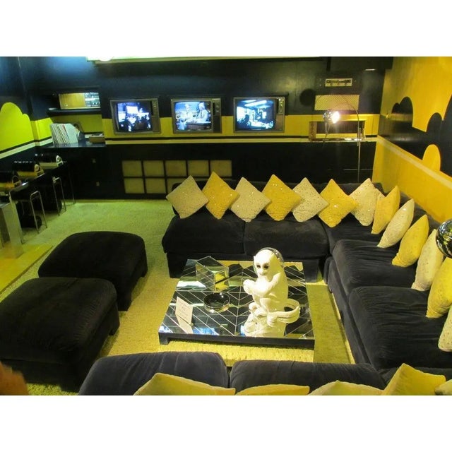 White Porcelain Ceramic Mottahedeh White Capuchin Monkey — As Seen at Elvis Presley's Graceland! For Sale - Image 8 of 8