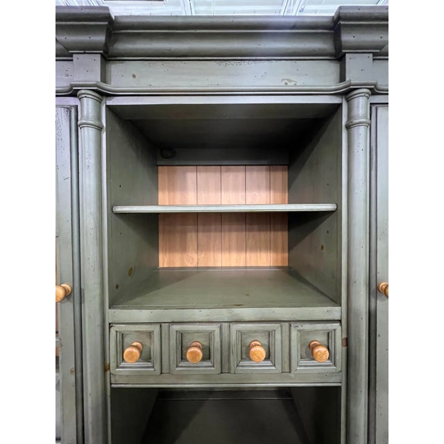 Broyhill Yorkshire Market Farmhouse Hutch For Sale - Image 9 of 12