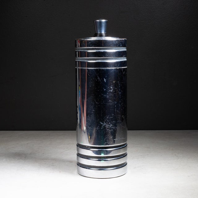 Early 20th Century Art Deco Chase "Gaiety" Cocktail Shaker c.1930 For Sale - Image 5 of 5