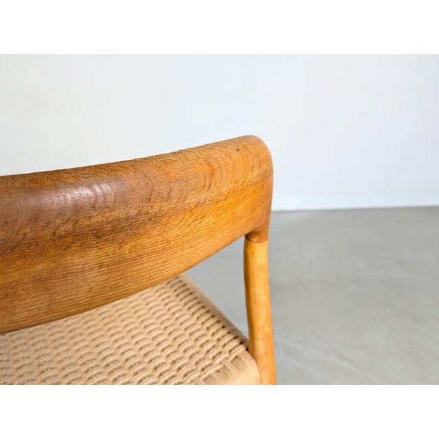 Mid-Century Modern Vintage Model 77 Chairs in Teak, Set of 2 For Sale - Image 3 of 12