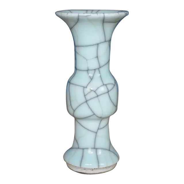 Late Qing Chinese Monochrome Crackle Glaze Celadon Porcelain Vase For Sale