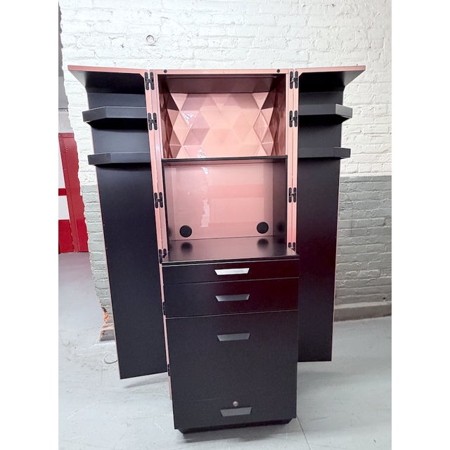 A sumptuous piece of furniture designed by Roche Bobois for the Fauchon Hotel in Paris. Designed by Sacha Lakic, the...