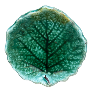 German Green Majolica Leaf Butter Pat Villeroy Boch Circa 1890
