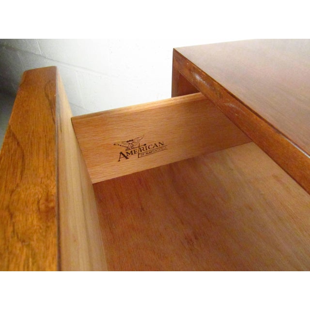 1960s Single Mid-Century Nightstand by American of Martinsville For Sale In New York - Image 6 of 7