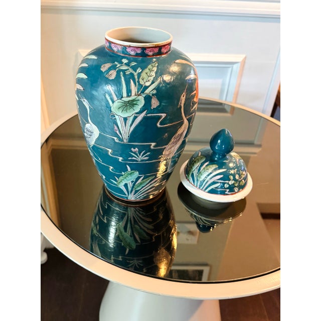 Mid-20th Century Chinese Porcelain Vase With Crane and Lotus Motifs For Sale - Image 4 of 11