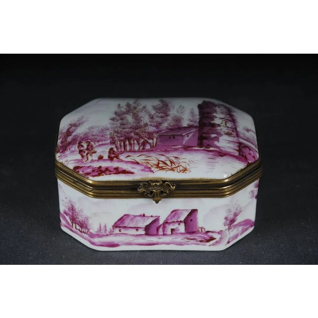 Purple 19th Century Decorative Sèvres Box For Sale - Image 8 of 11
