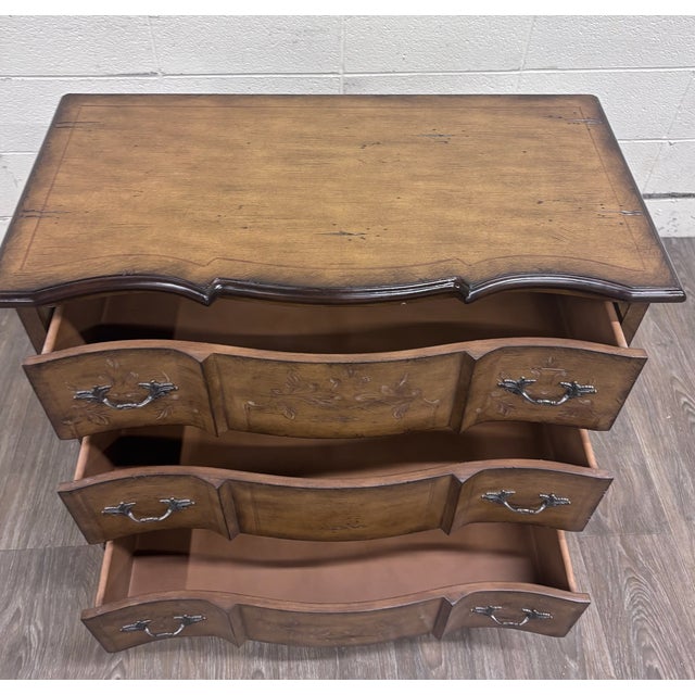 French Provincial Style Serpentine Front Three Drawer Bombe Chest For Sale - Image 4 of 9