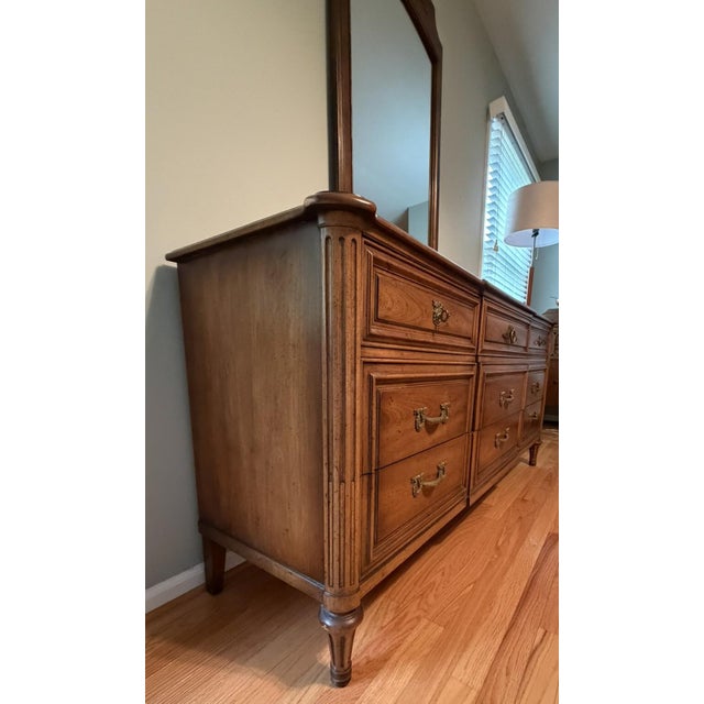 Vintage Henredon Heritage Walnut Italian Provincial 9-Drawer Lowboy With Mirror (5300 Series) Authentic vintage Henredon...