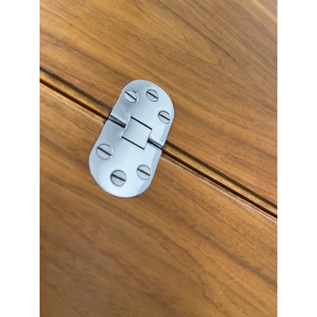 Mid-Century Adjustable Dining or Coffee Table in Nutwood Veneer and Chrome by Wilhelm Renz, 1975 For Sale - Image 12 of 17