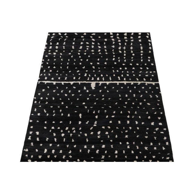 Contemporary Rug & Kilim’s Modern Moroccan Style Rug in Black and White Geometric Pattern For Sale - Image 3 of 8