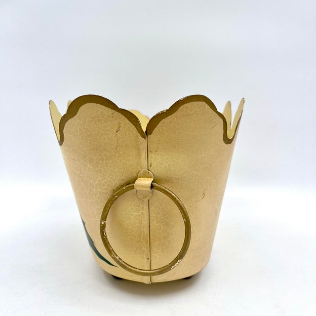 Metal Late 20th Century Monteith Style Tole Holly Design Scalloped Cachepot Footed Planter For Sale - Image 7 of 11