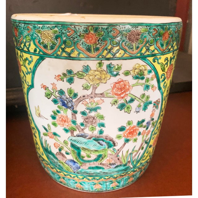 Chinoiserie Yellow Porcelain Pot Accented With Green Foliate and Floral