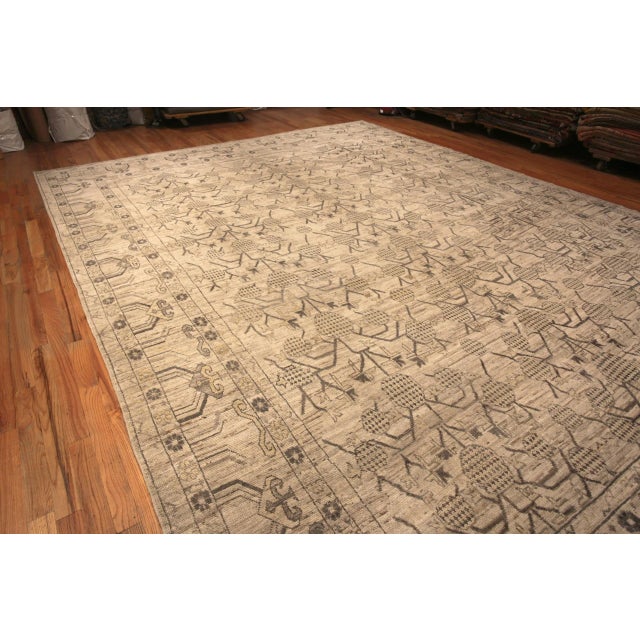 Early 21st Century Large Contemporary Decorative Area Rug For Sale - Image 5 of 7