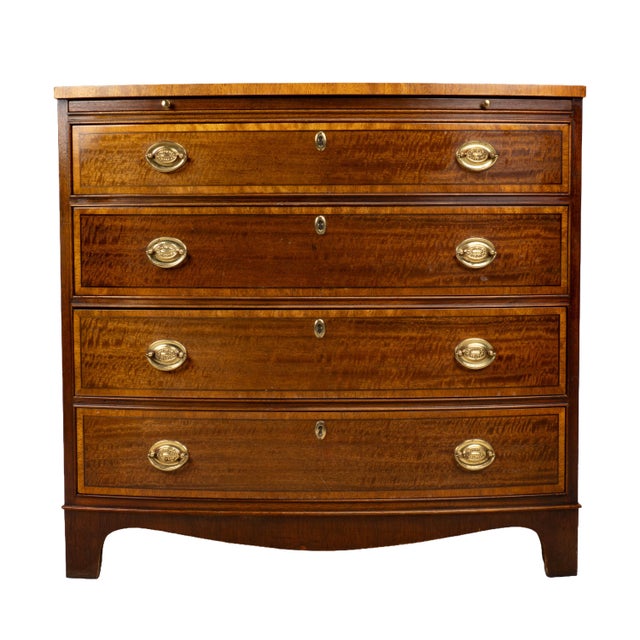 Baker Furniture Company 1980s Baker Furniture Georgian Inlaid Banded Mahogany Bowfront Bachelor Chest of Drawers For Sale - Image 4 of 17