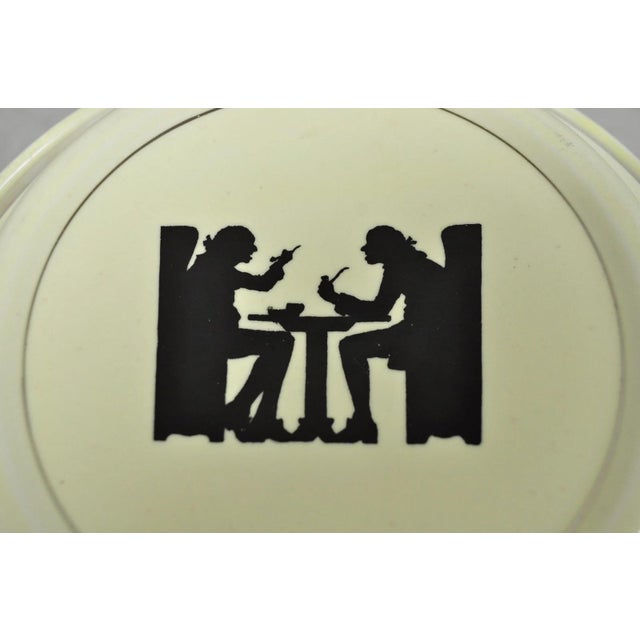 Vintage Hall's China Tavern Silhouette Medallion Traditional Casserole Dish Bowl For Sale - Image 4 of 13