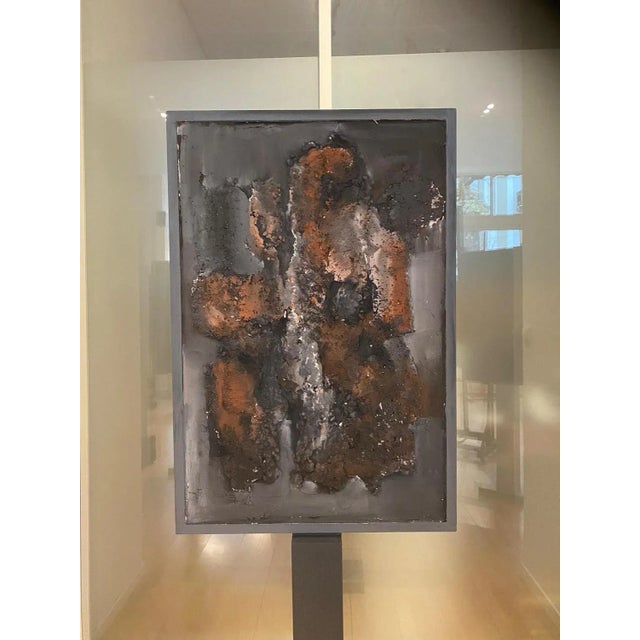 "Art in motion" is a series that offers artworks working with matter; concrete, cement, plaster, mortar, and natural...