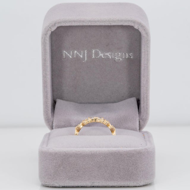 Natural Diamond Band Ring in Solid 14k Gold | Classic Diamond Wedding Band, Size 5.25 For Sale - Image 4 of 11